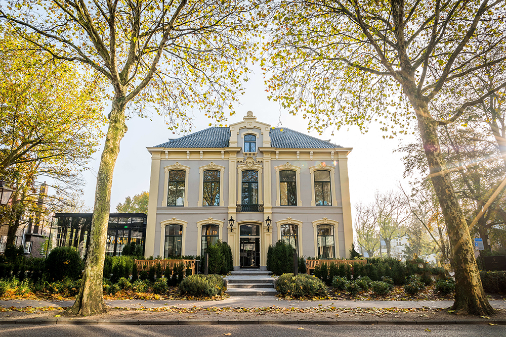 Top 10 getaways in eigen land